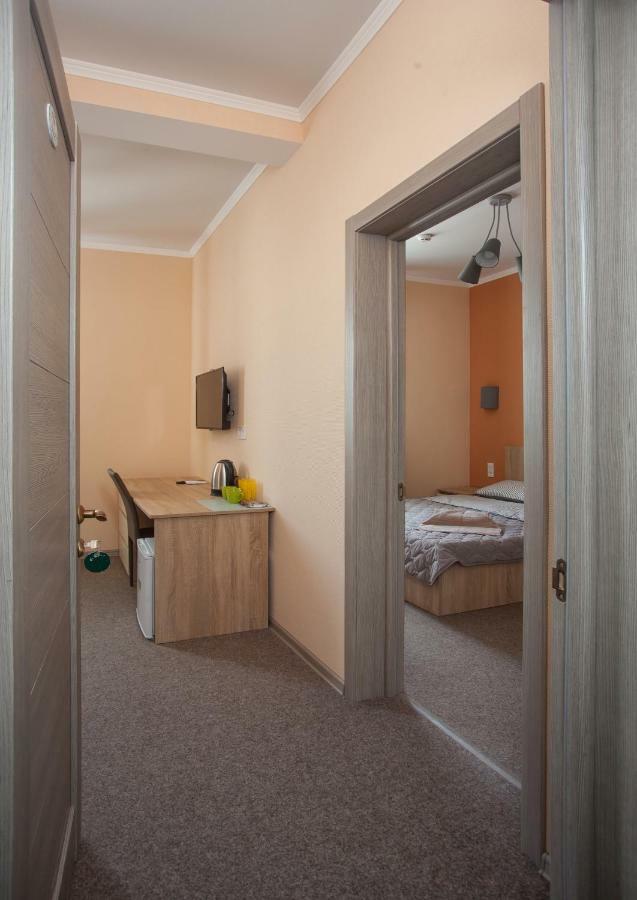 Fanfan Hotel Odessa Eksteriør billede