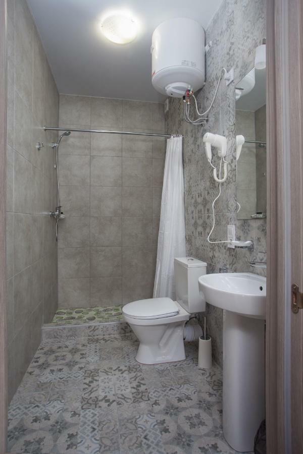Fanfan Hotel Odessa Eksteriør billede