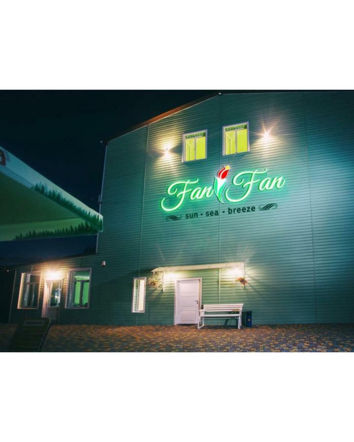 Fanfan Hotel Odessa Eksteriør billede