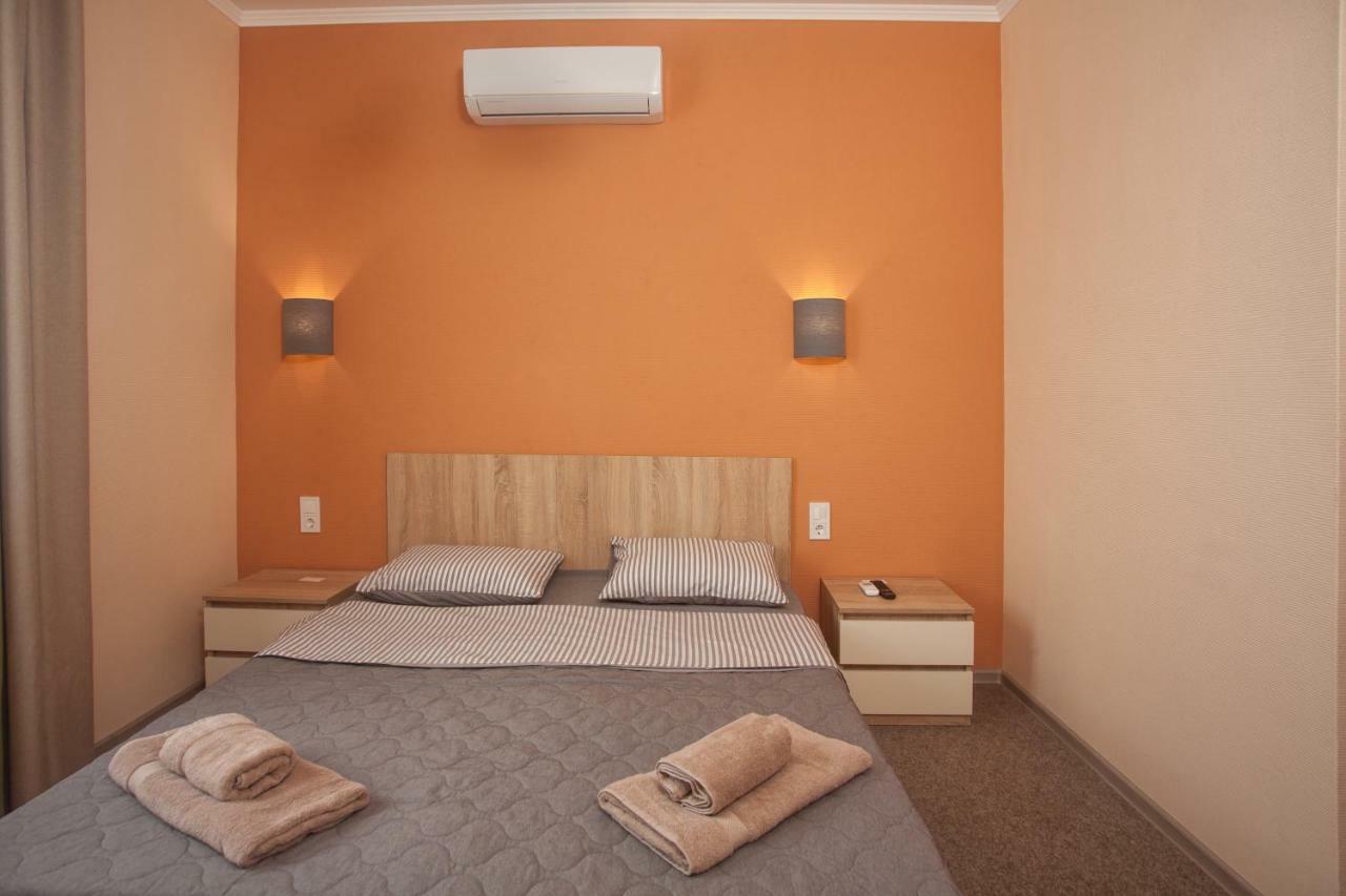 Fanfan Hotel Odessa Eksteriør billede