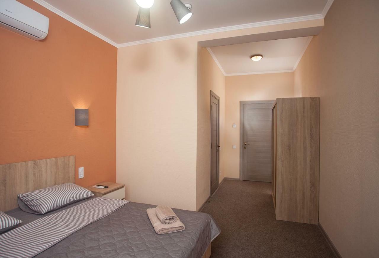Fanfan Hotel Odessa Eksteriør billede