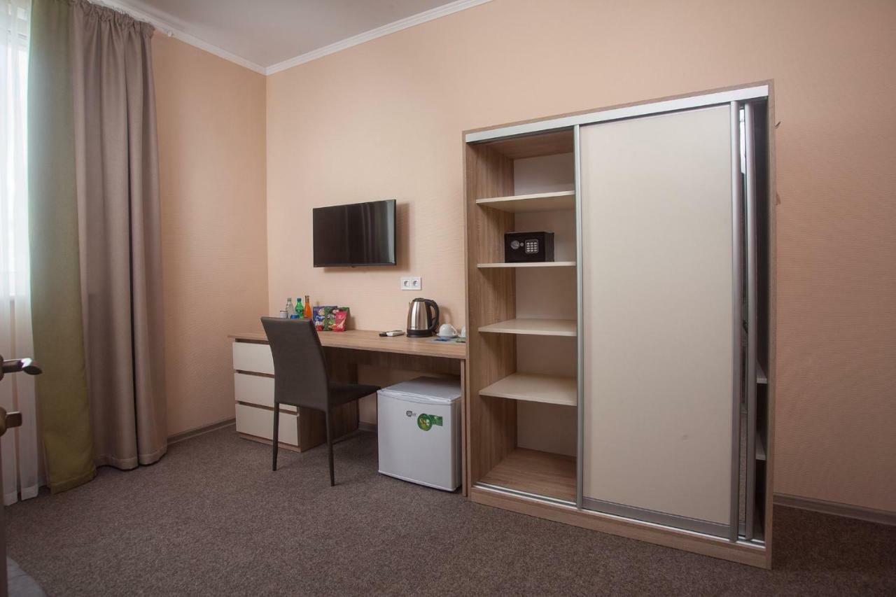 Fanfan Hotel Odessa Eksteriør billede