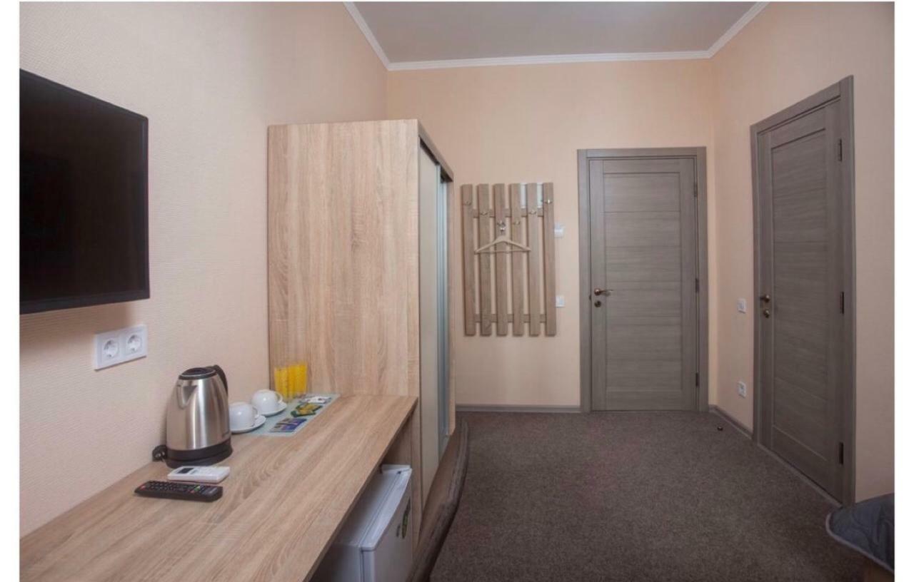 Fanfan Hotel Odessa Eksteriør billede